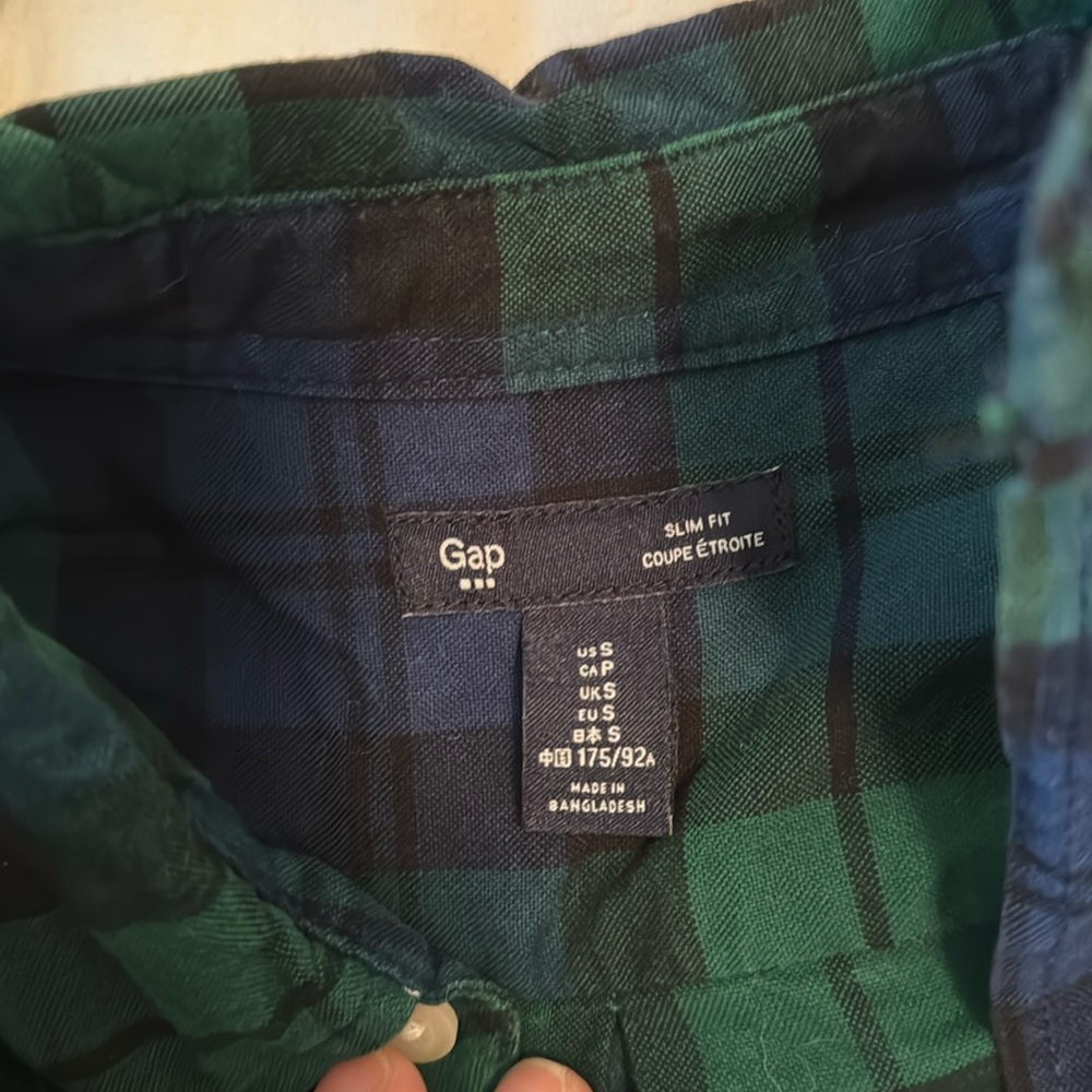 Gap Men’s Slim Fit Coupe Etroite Shirt - Size Small